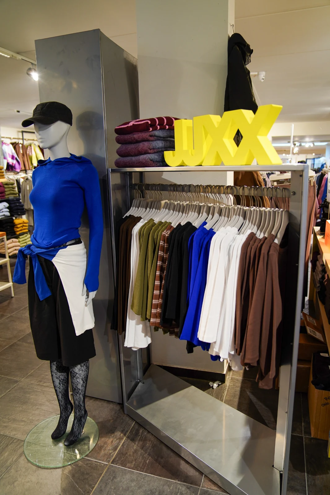 JJXX og butiksmiljø hos HUSET
